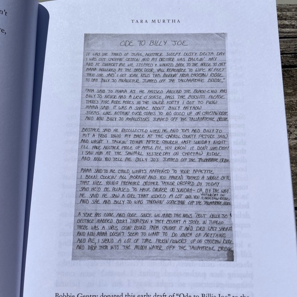 Ode to Billie Joe by Tara Murtha 33 1/3 Series Softcover Book - Picture 9 of 10